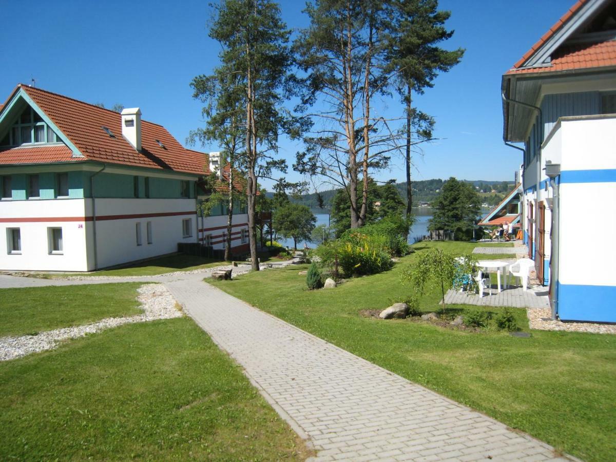 Apartman Riviera Apartment Lipno nad Vltavou Exterior photo