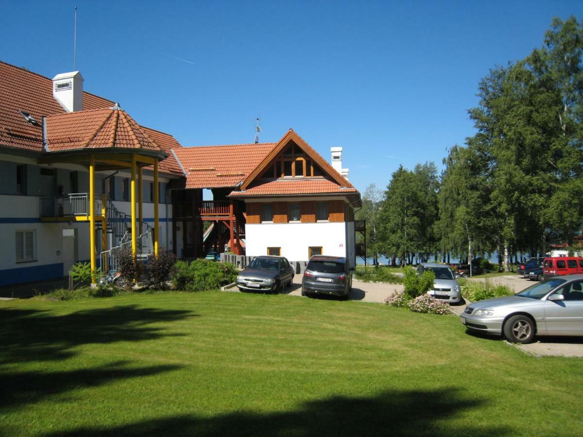 Apartman Riviera Apartment Lipno nad Vltavou Exterior photo