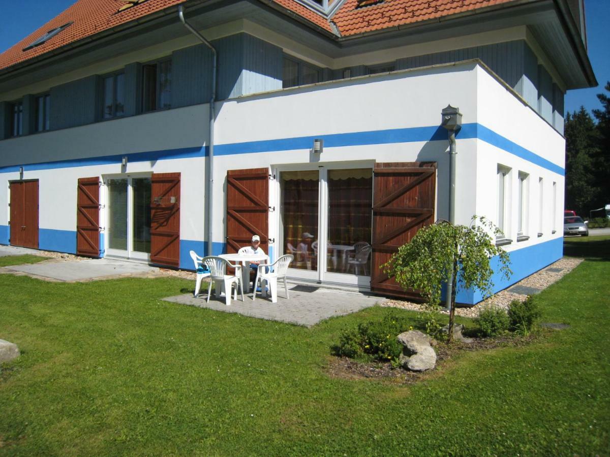 Apartman Riviera Apartment Lipno nad Vltavou Exterior photo