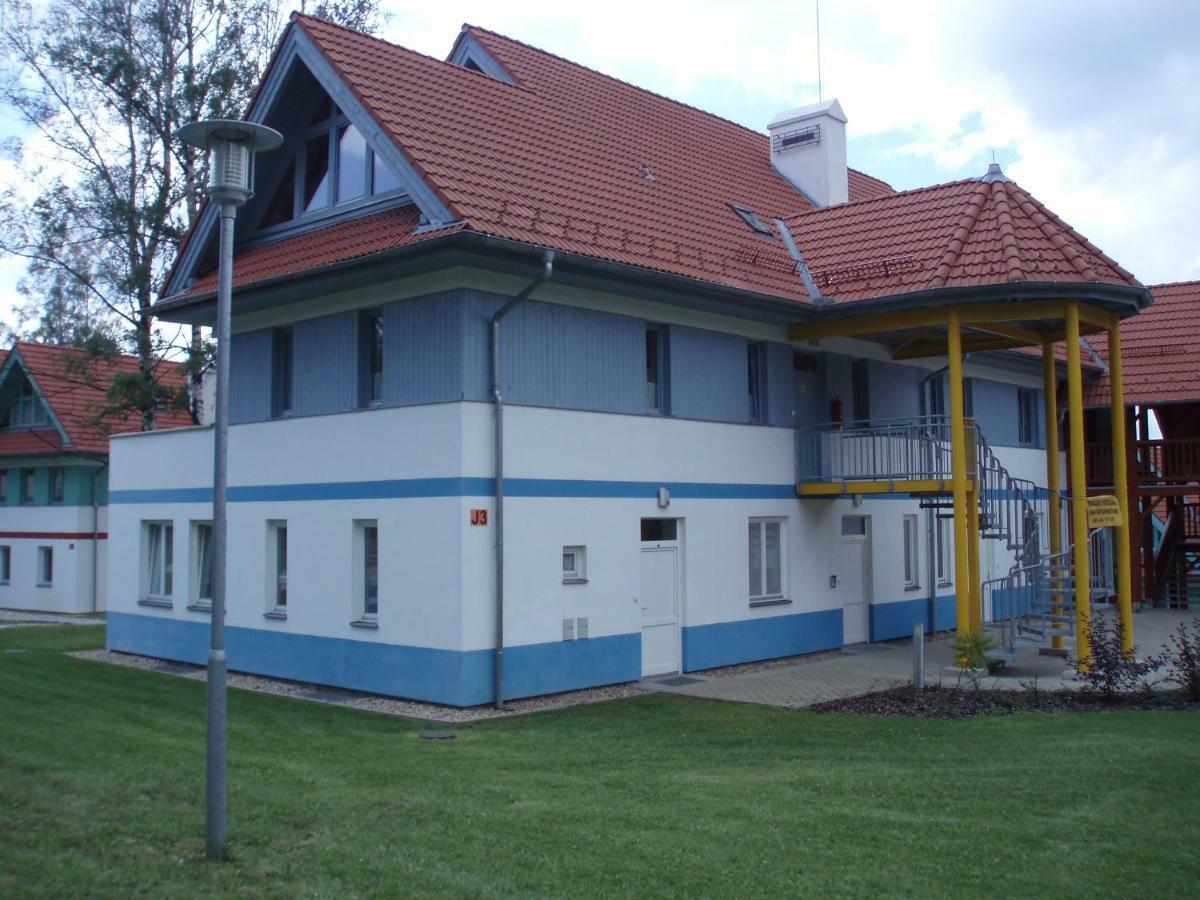 Apartman Riviera Apartment Lipno nad Vltavou Exterior photo